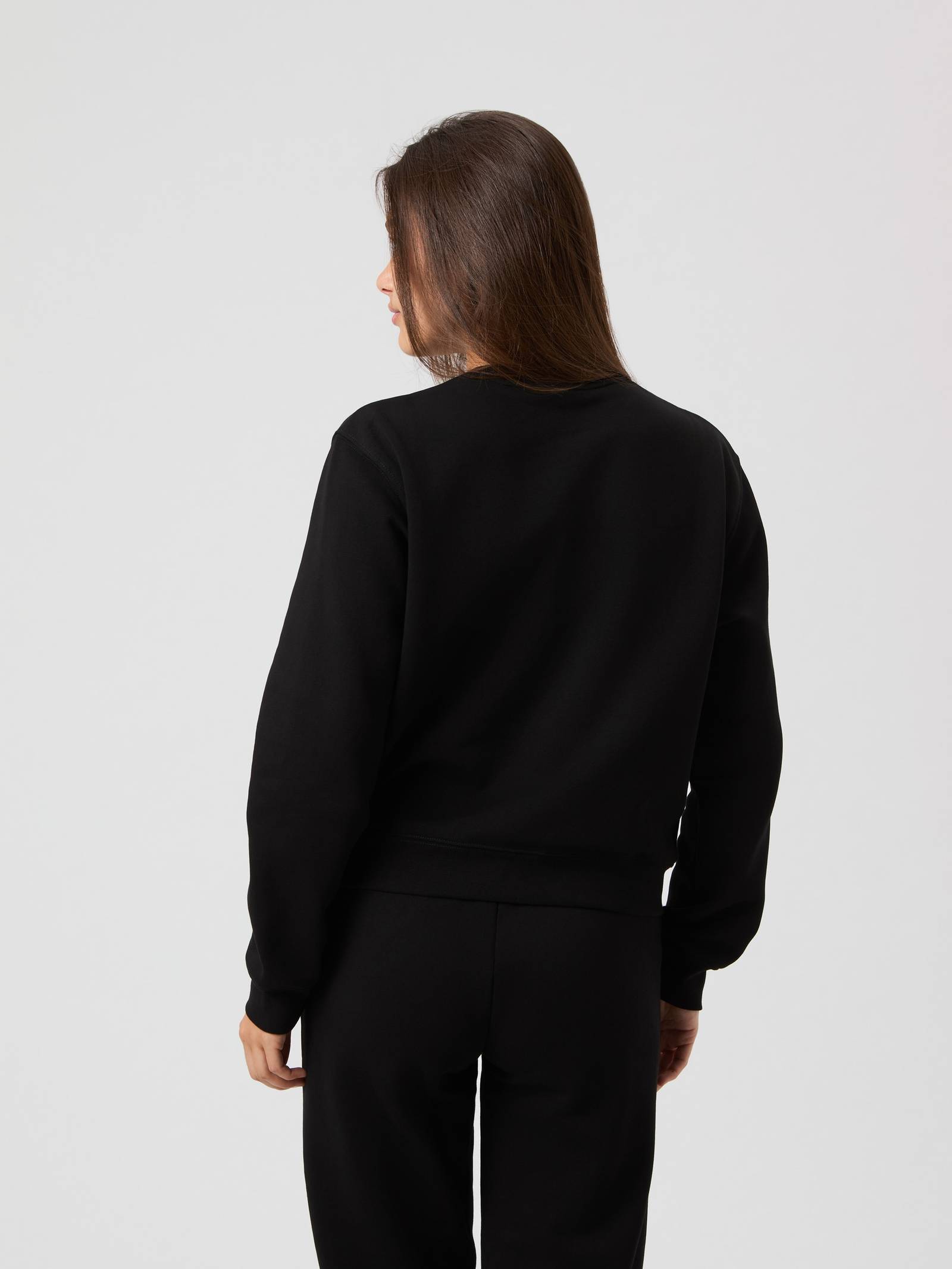 Borg Essential Crew image 2