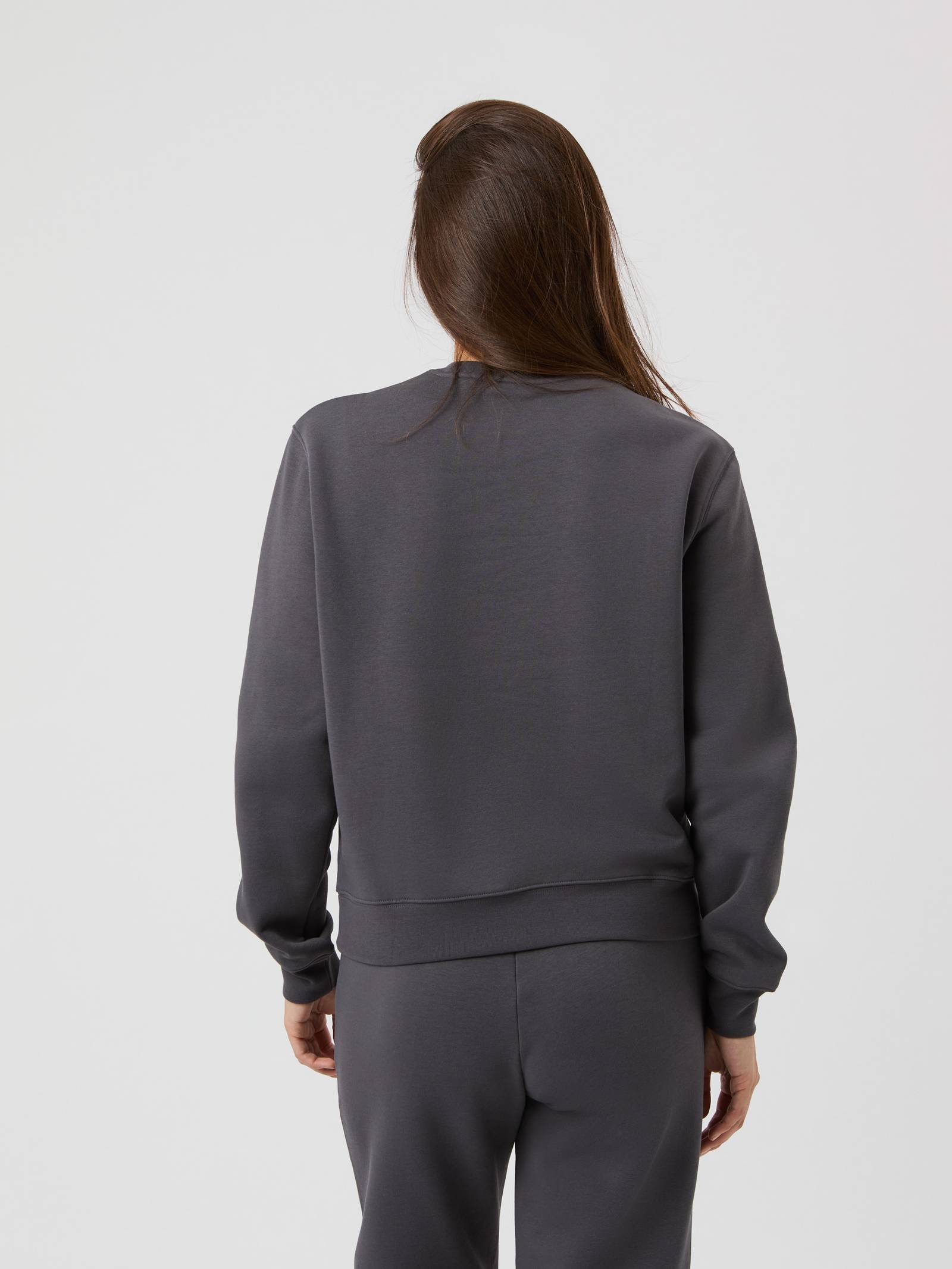 Borg Essential Crew image 2