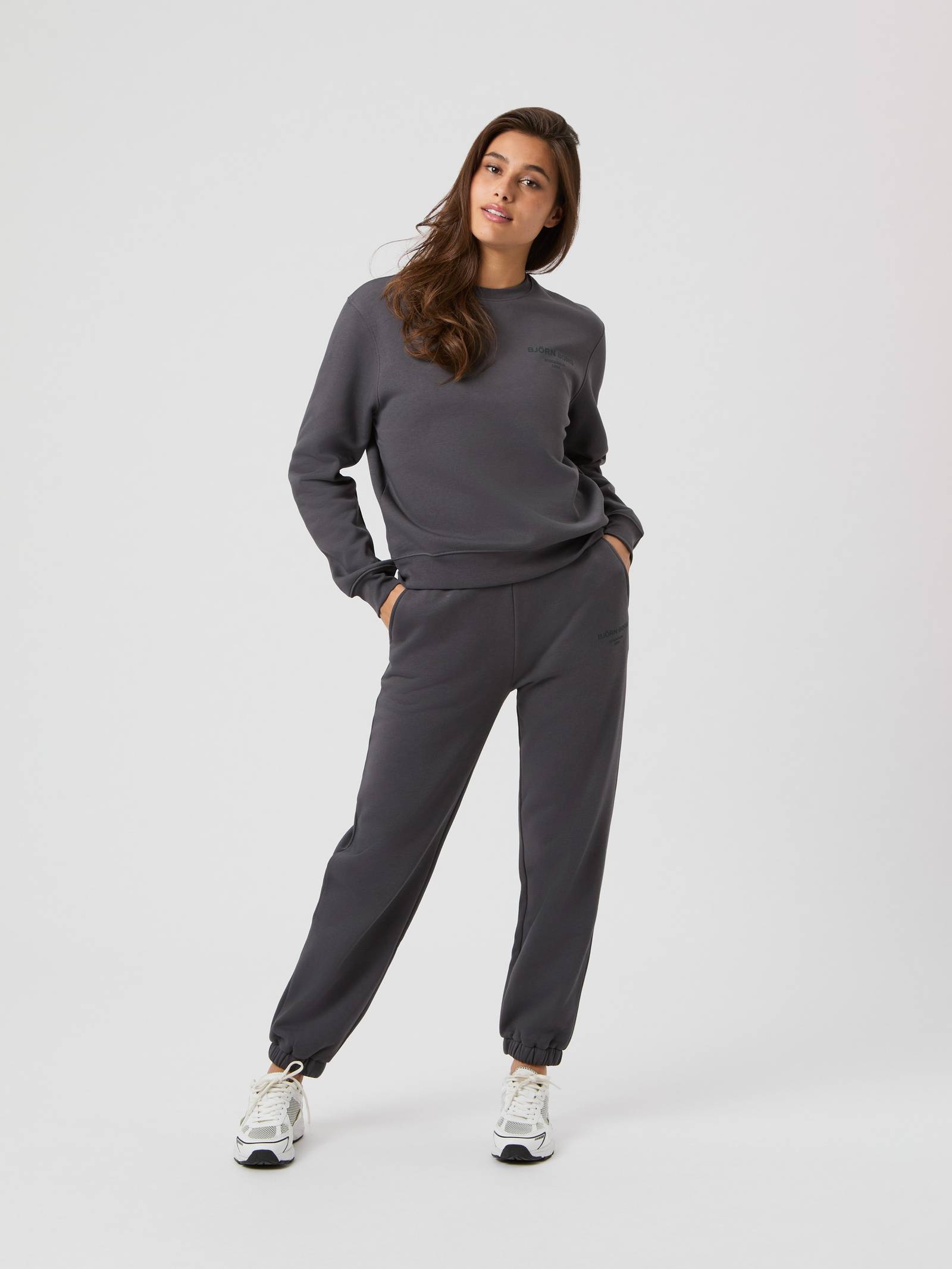 Borg Essential Pants image 1