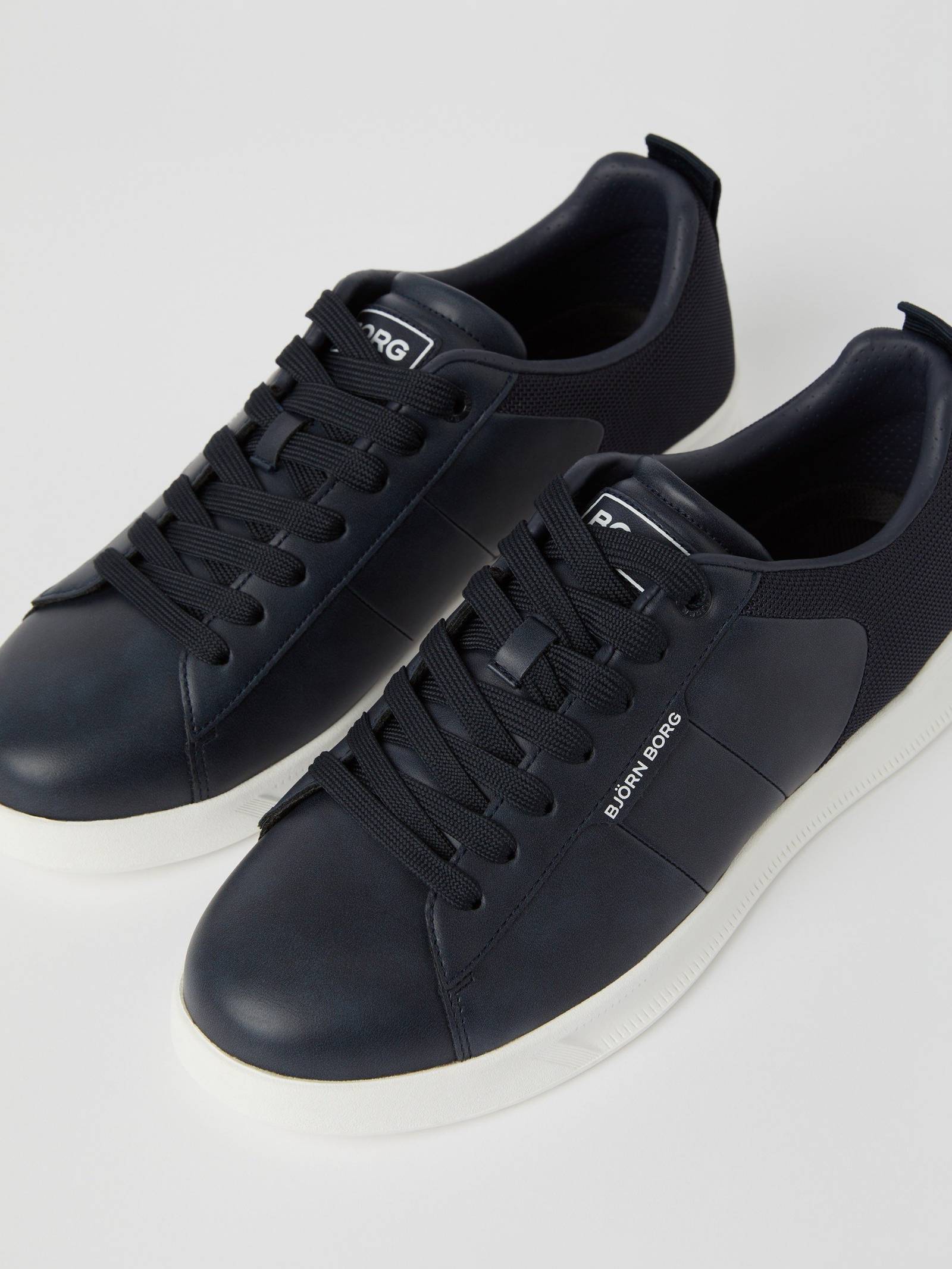 Men’s Sneakers T2600 image 3