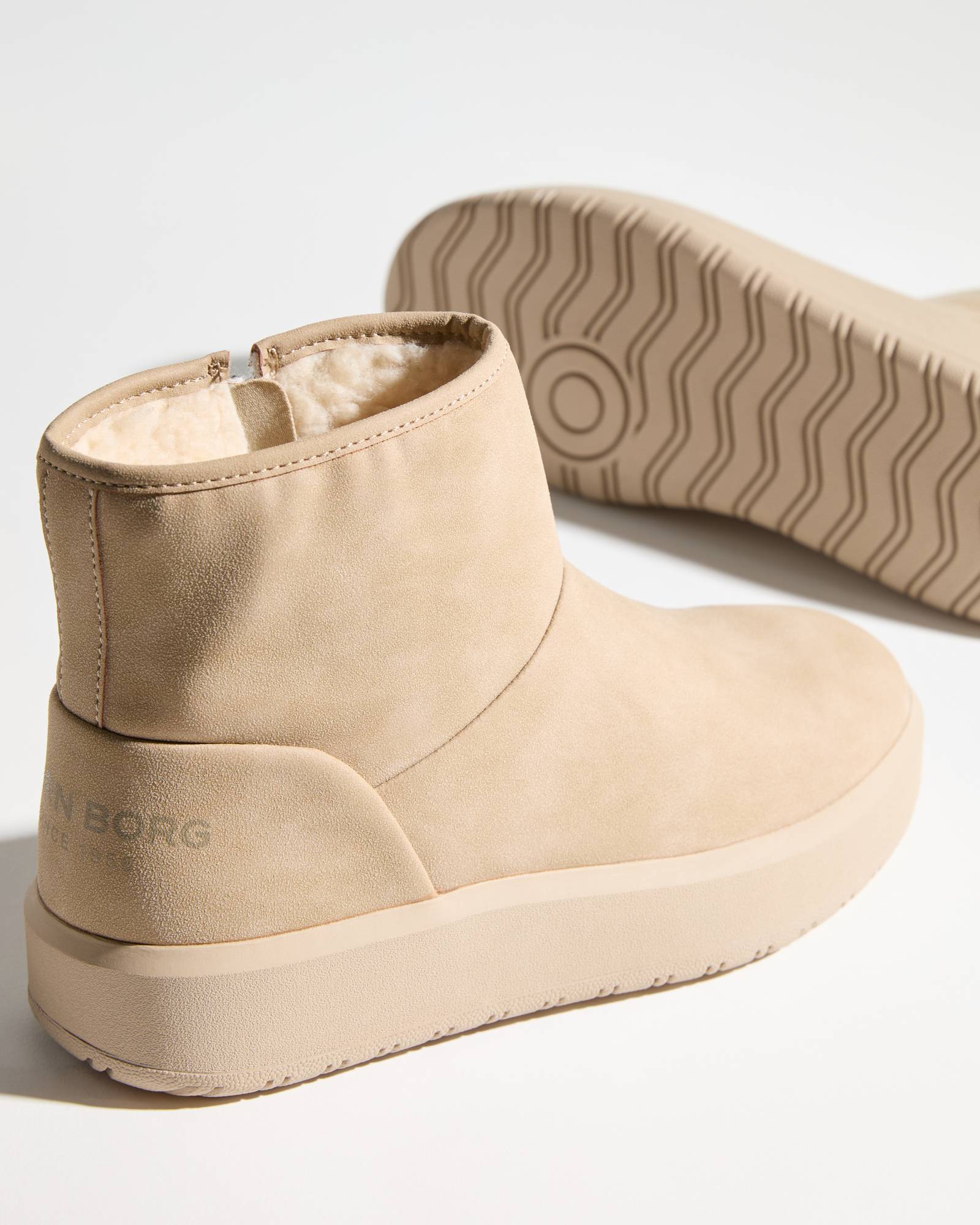 Women's Wooly Boots image 1