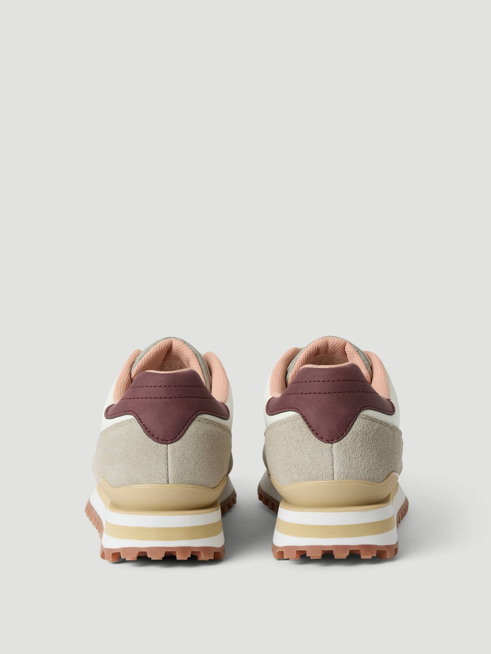 Womens Sneakers R2000 image 3