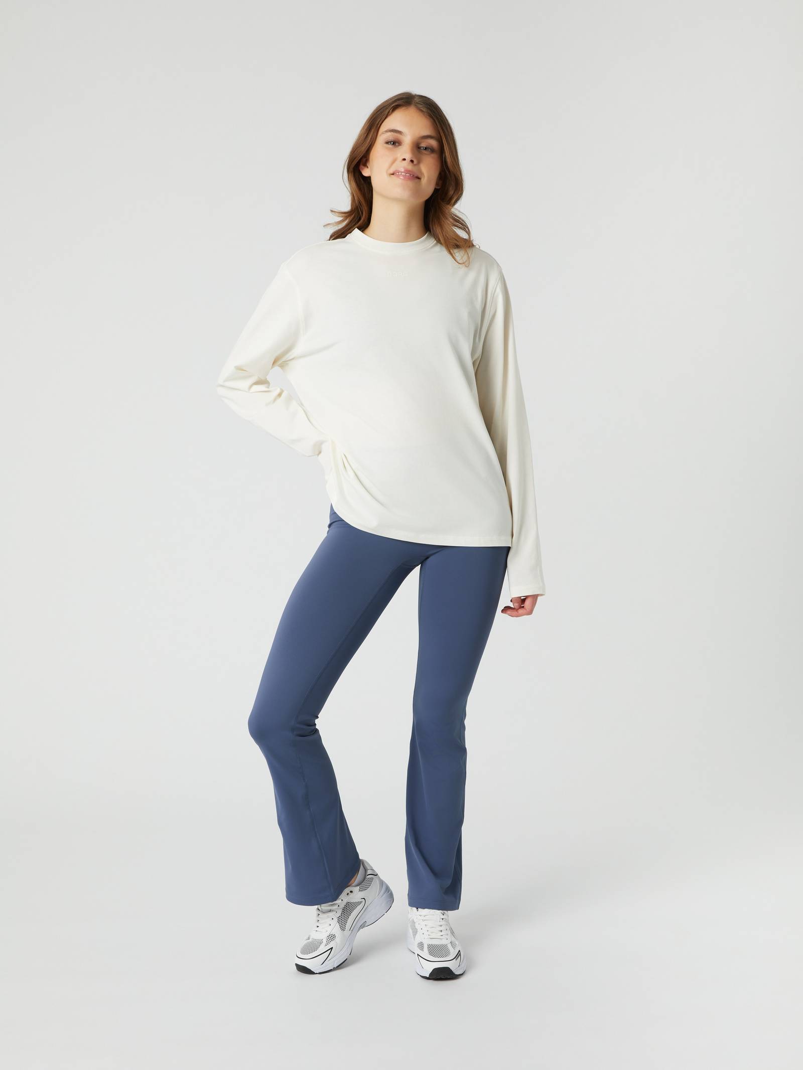 Studio Longsleeve T-Shirt image 3