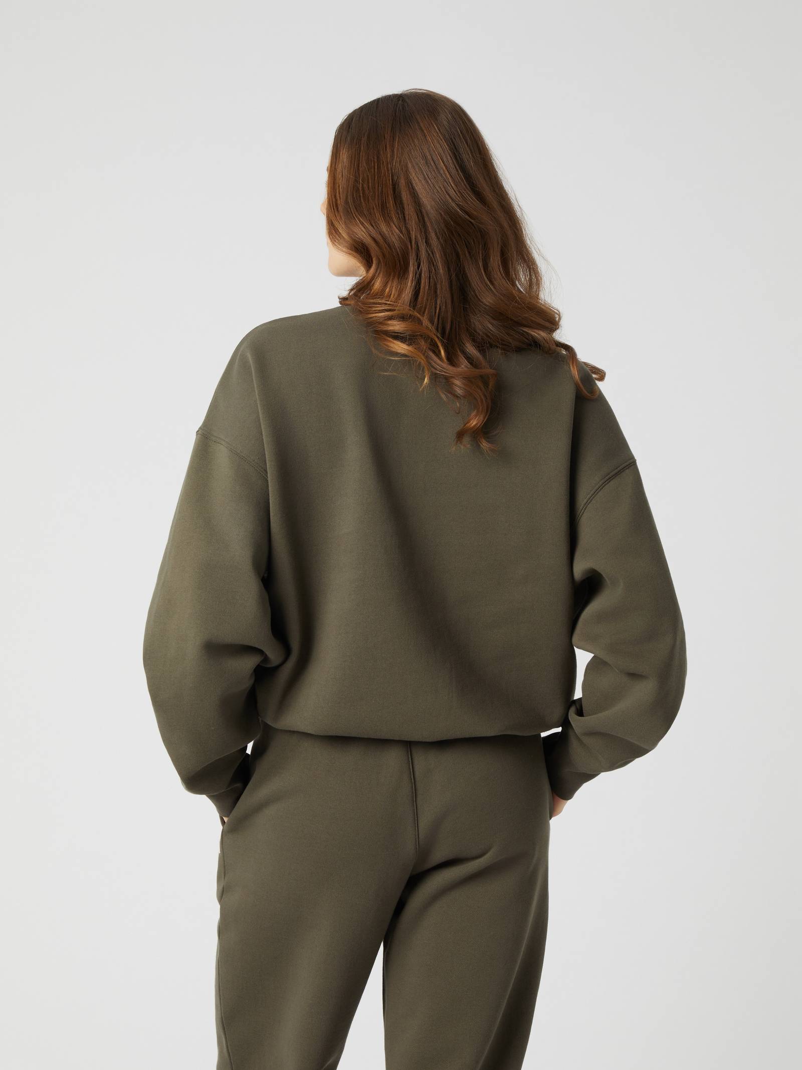 Studio Oversized Crew image 3