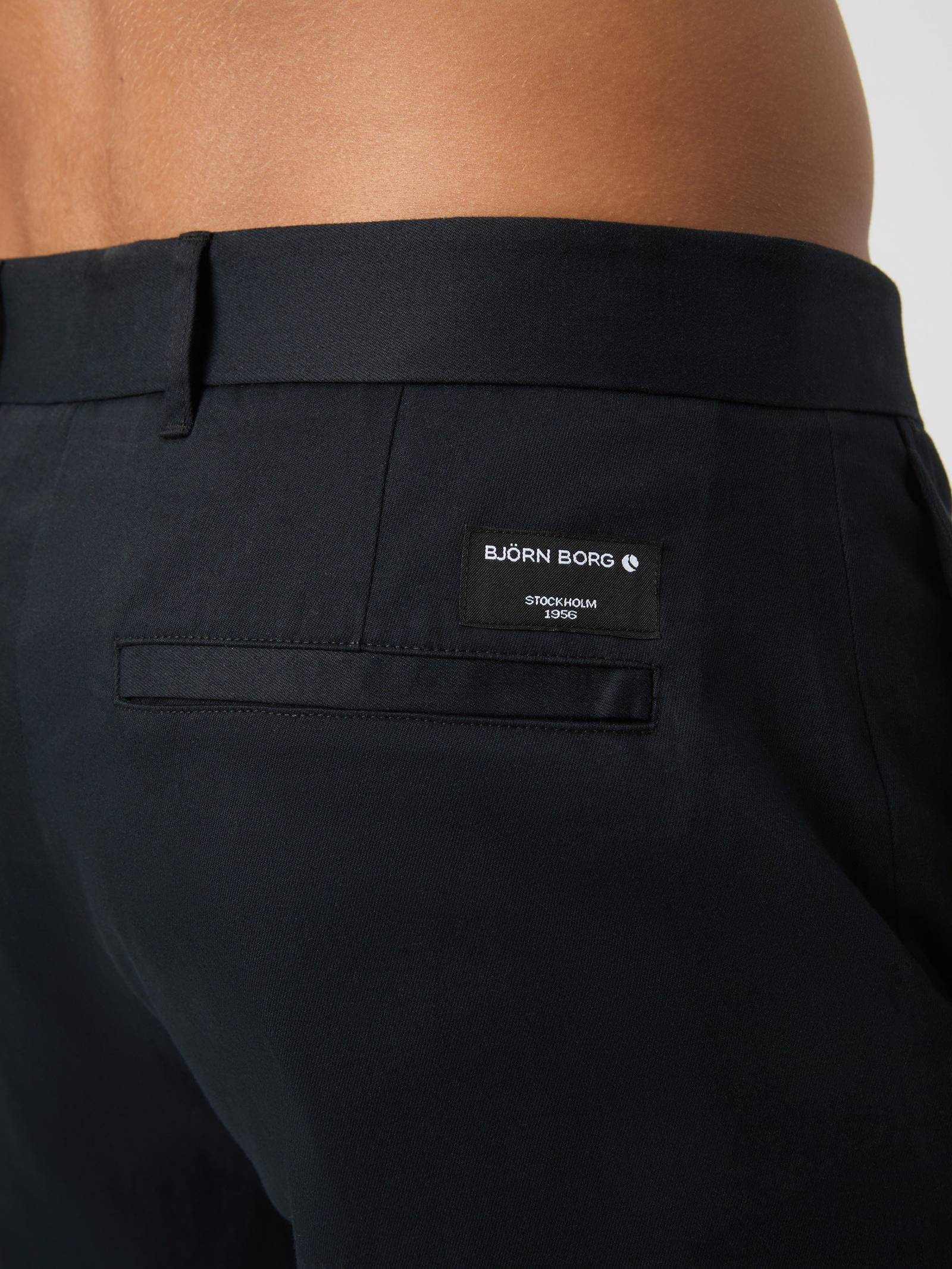 Centre Chinos Shorts image 4