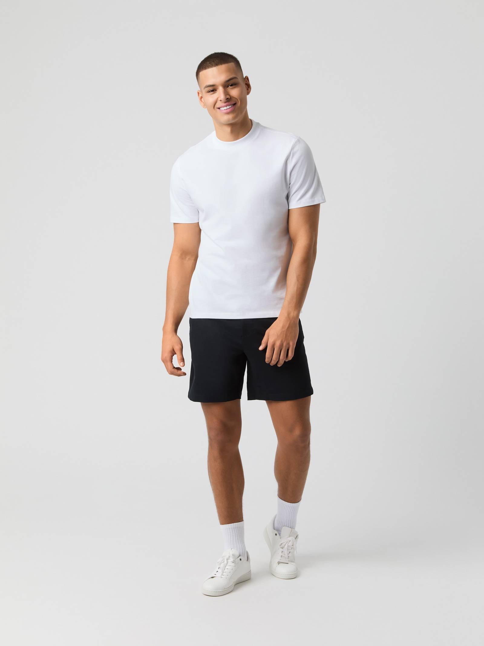 Centre Chinos Shorts image 3
