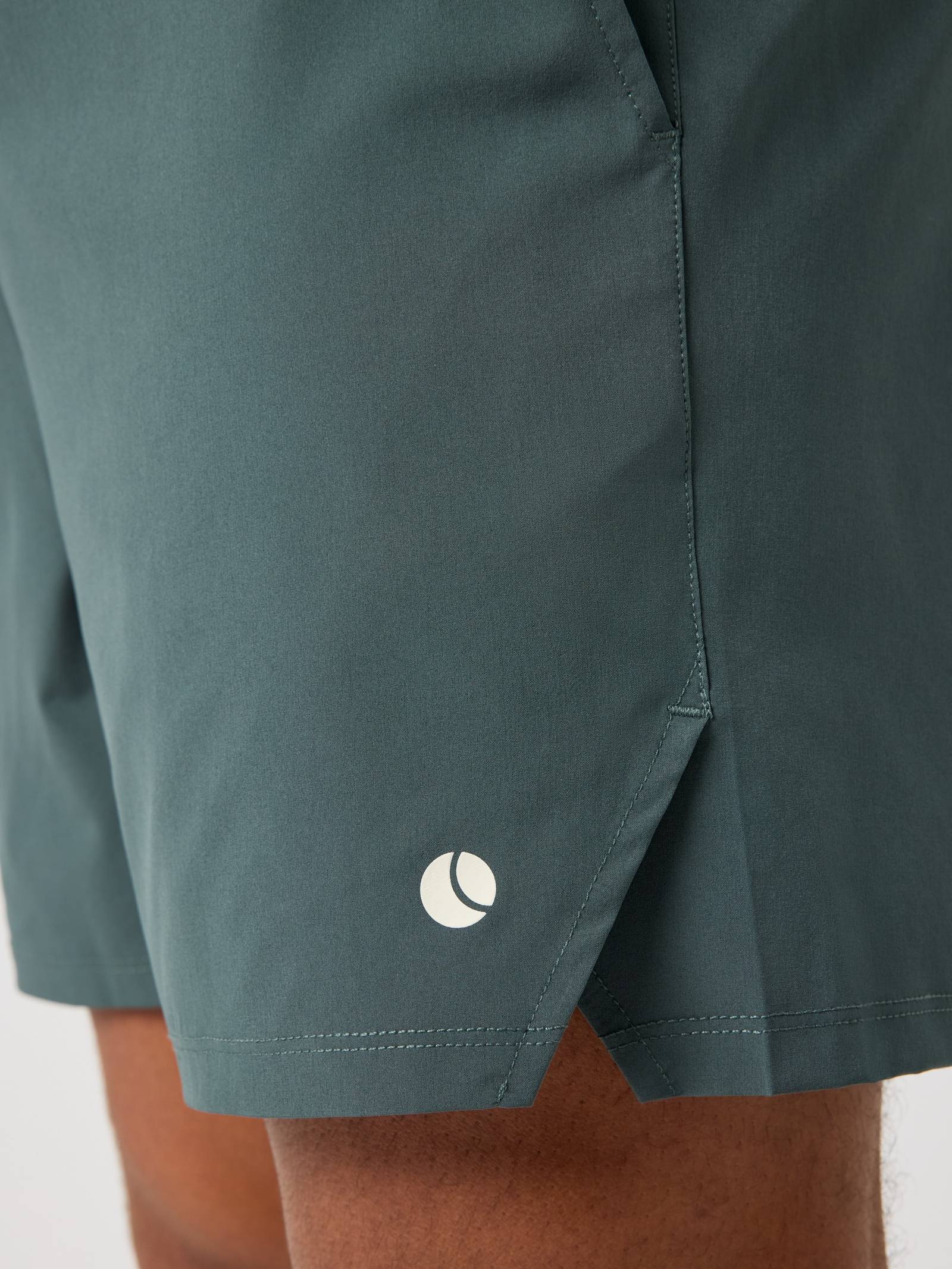 Ace Racquet Shorts 7 Inch image 4