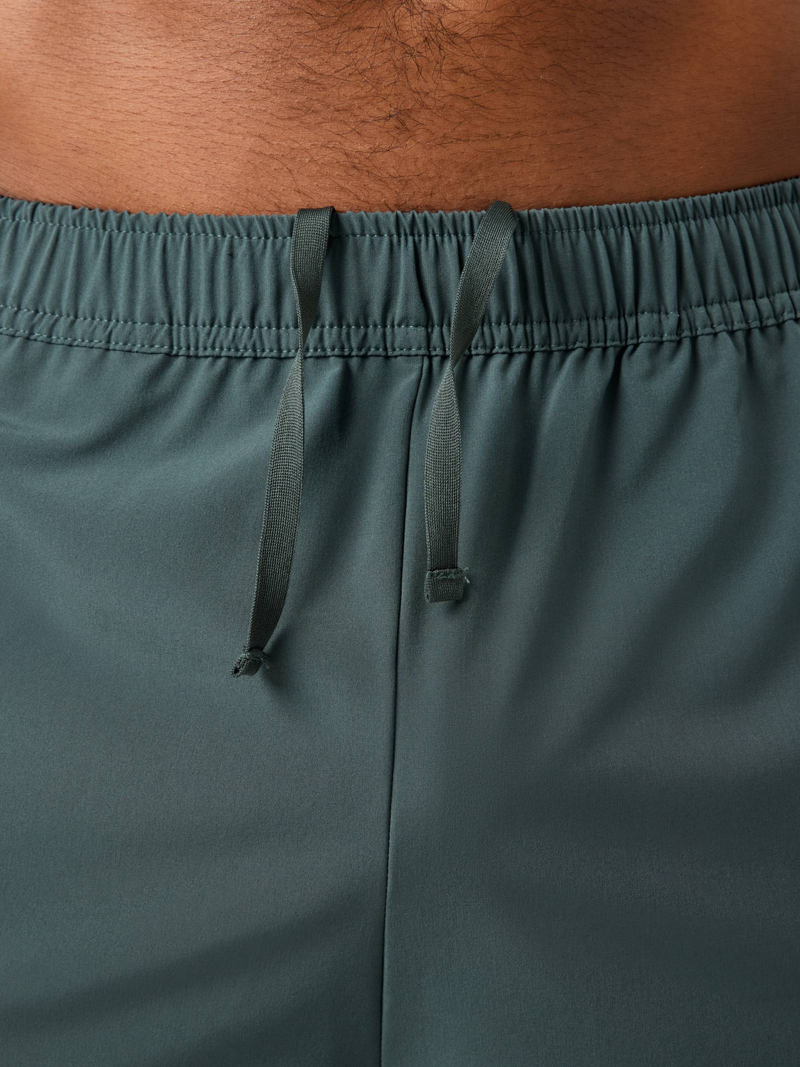 Ace Racquet Shorts 7 Inch image 5