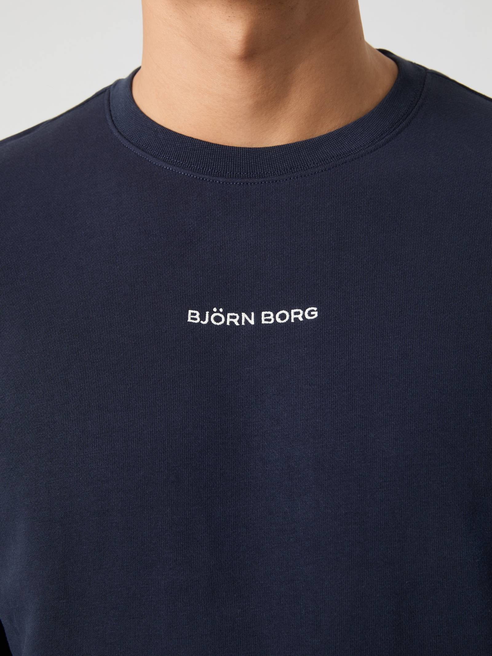 Borg Classic Sweatshirt image 5