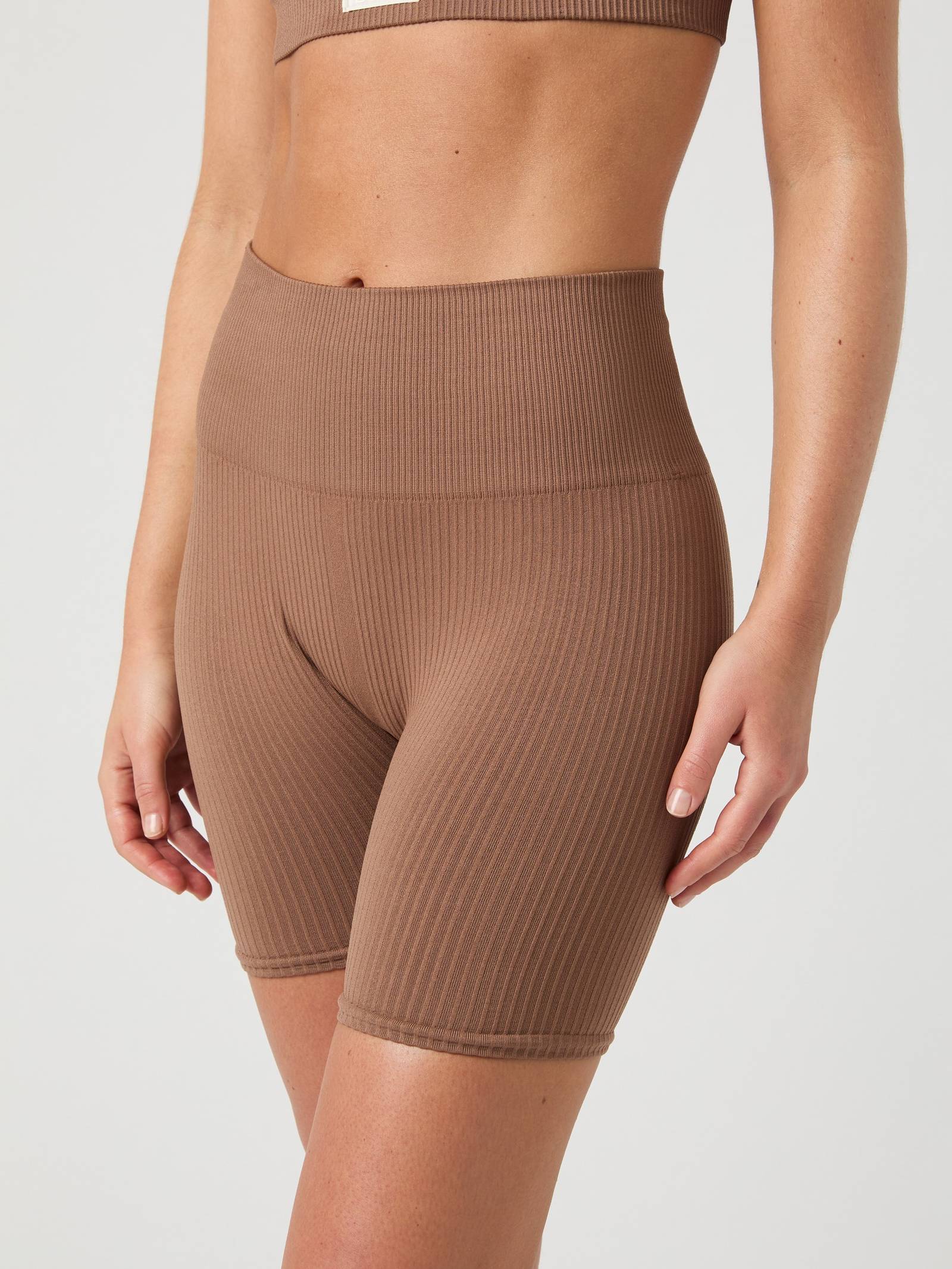 Studio Seamless Ribbed Shorts image 5