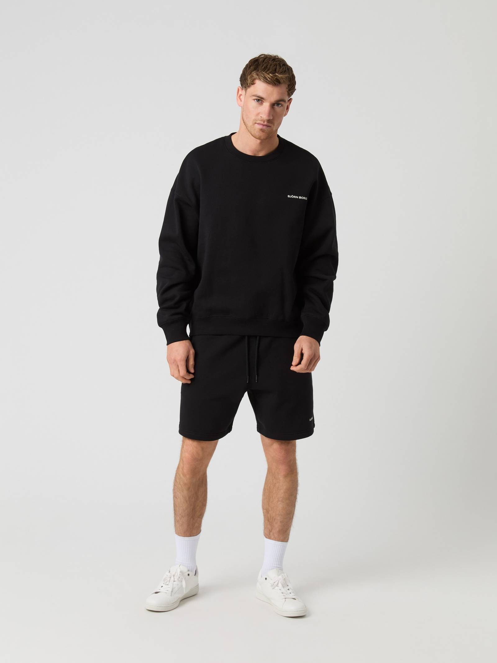 Borg Oversized Sweatshorts image 3