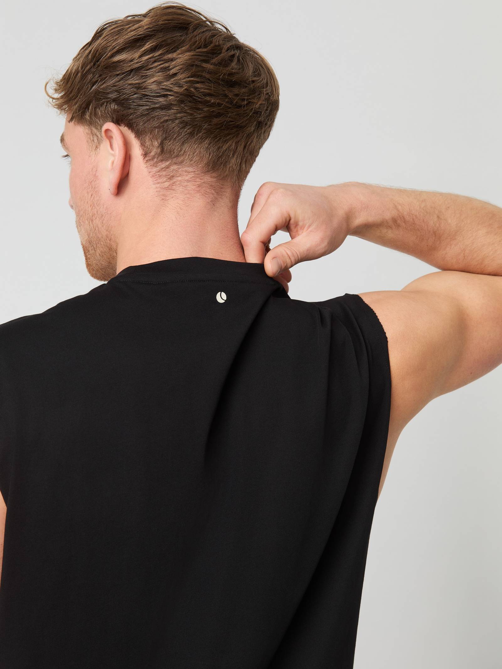 Borg Gym Sleeveless T-Shirt image 4