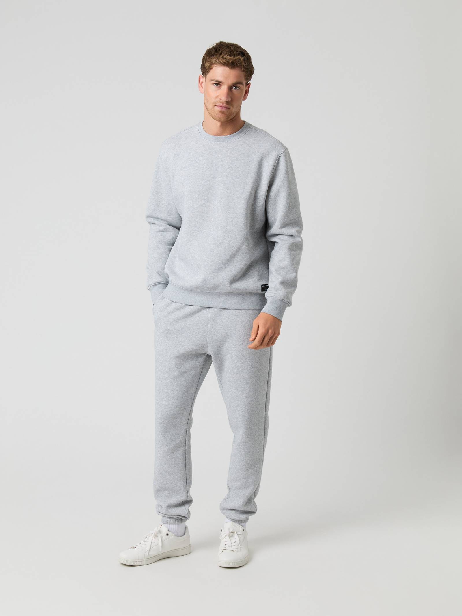 Centre Sweatshirt image 2