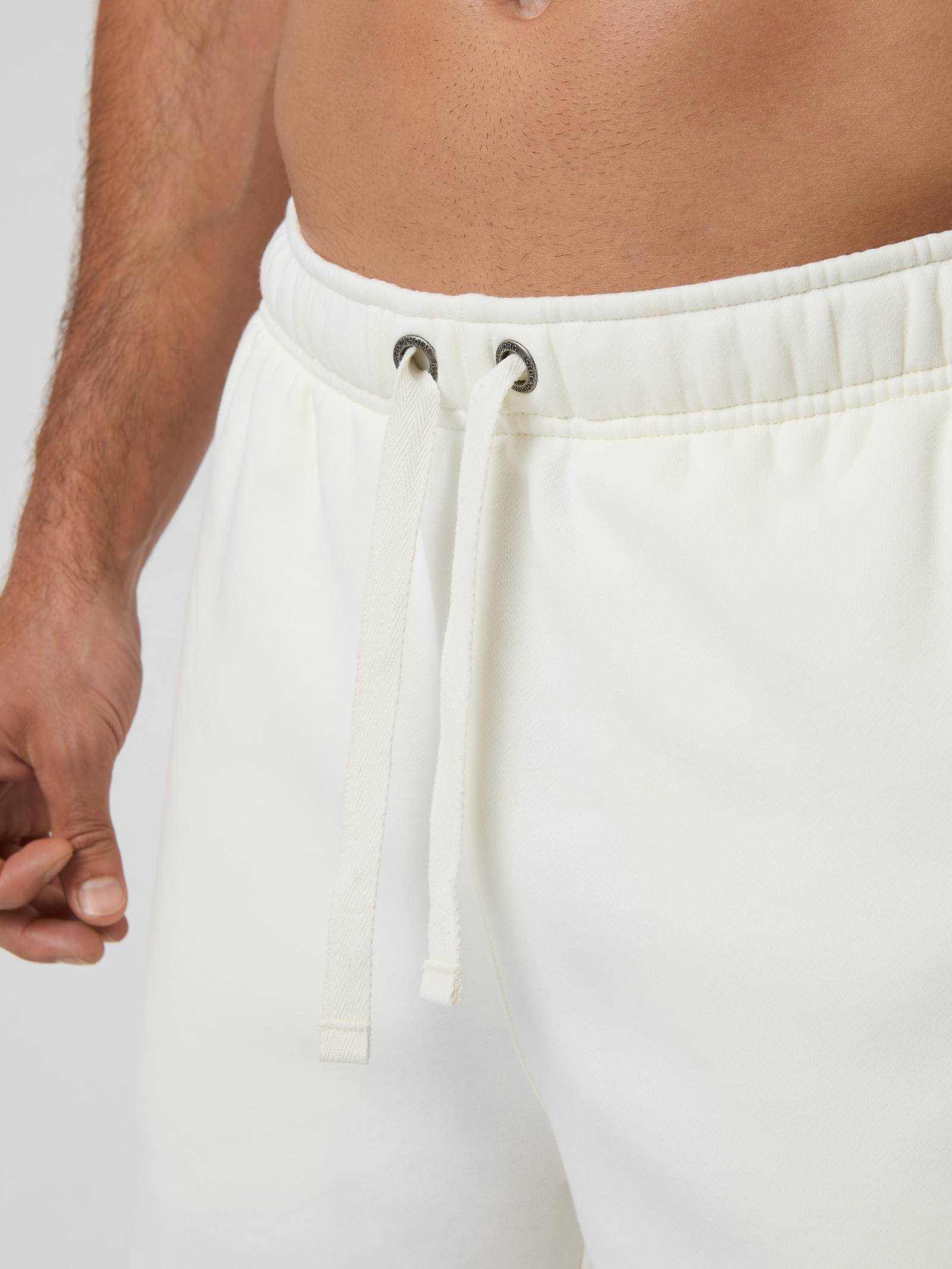 Centre Sweatshorts image 5