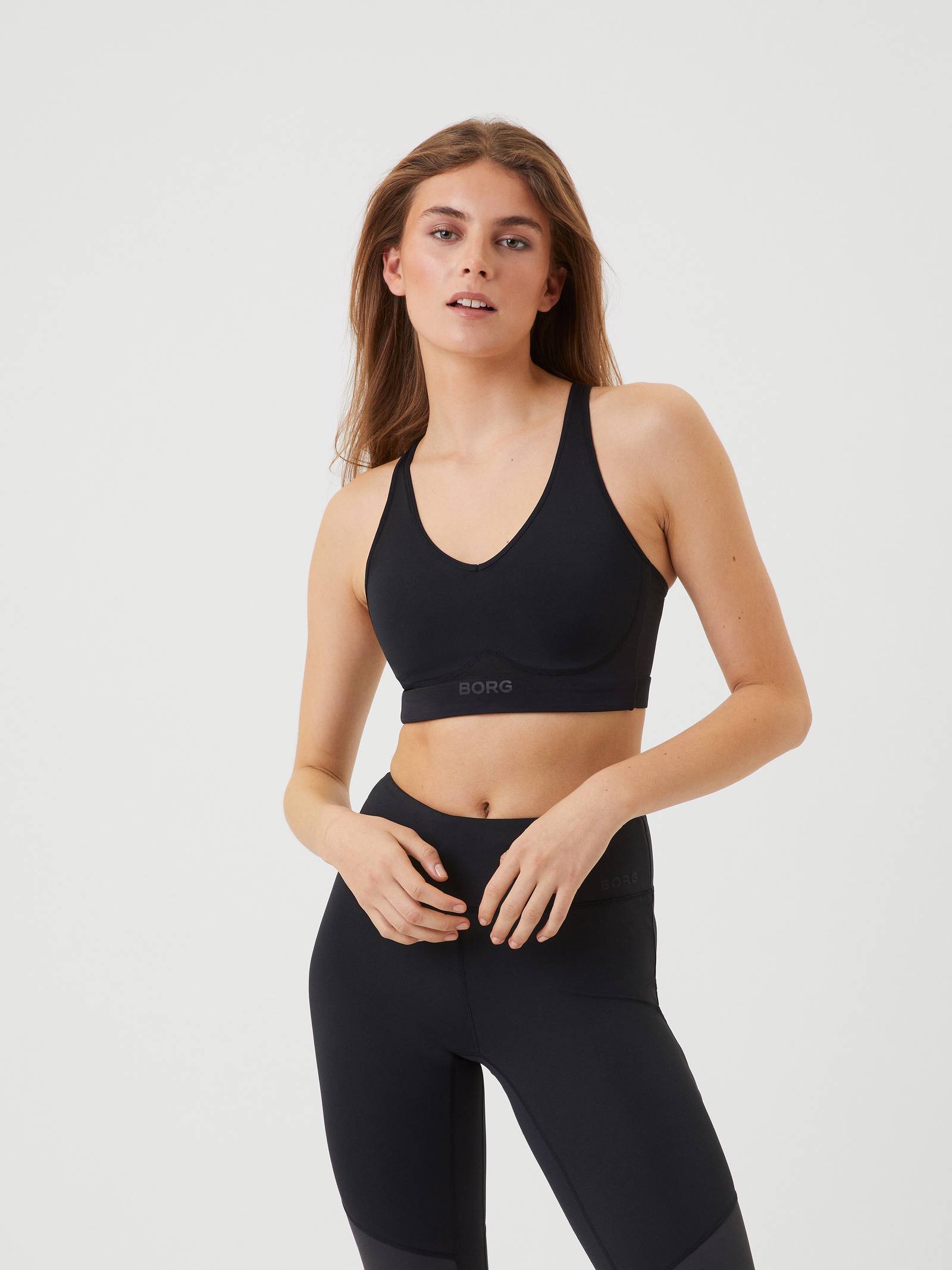 Borg Mid V Support Sports Bra image 2