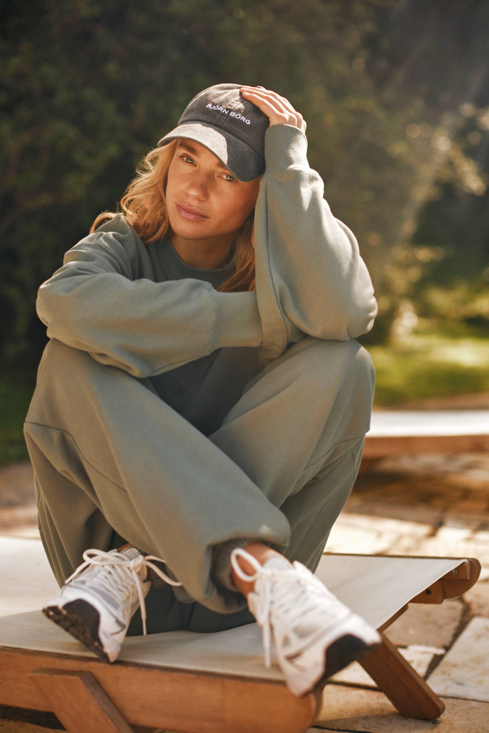 Studio Oversized Sweatshirt image 2