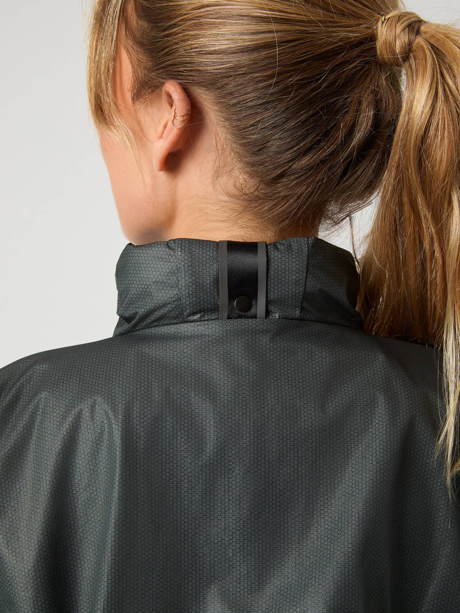 Borg Running Jacket image 6