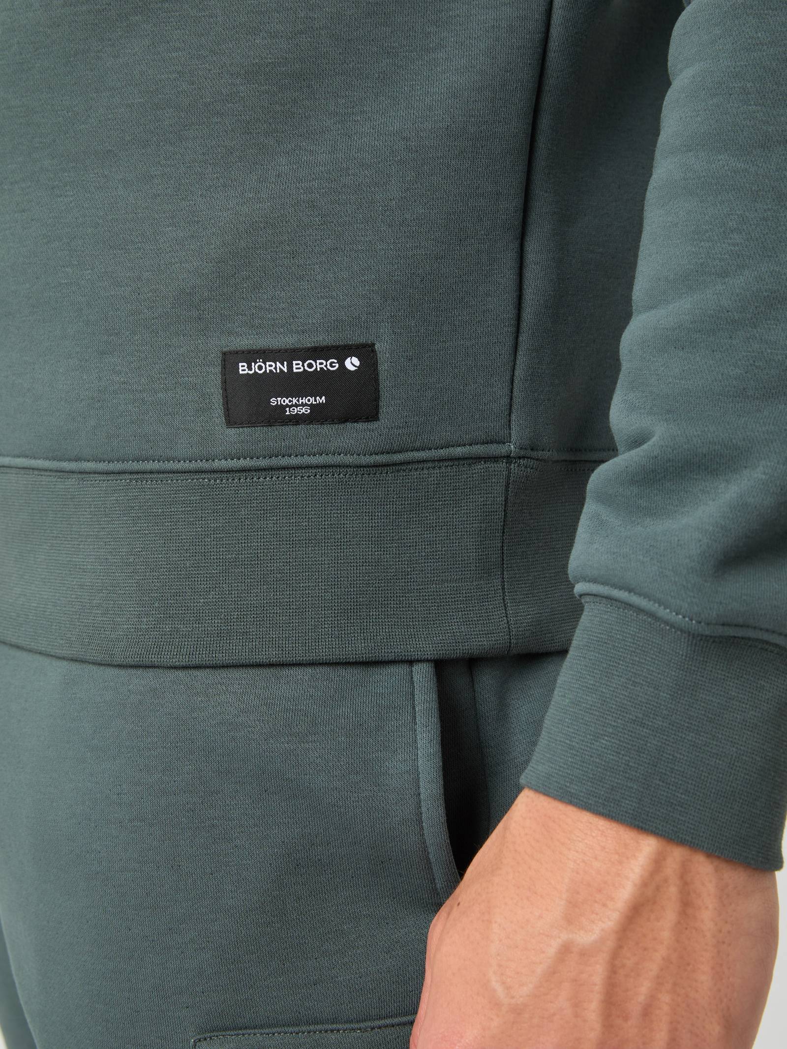 Centre Half Zip image 4