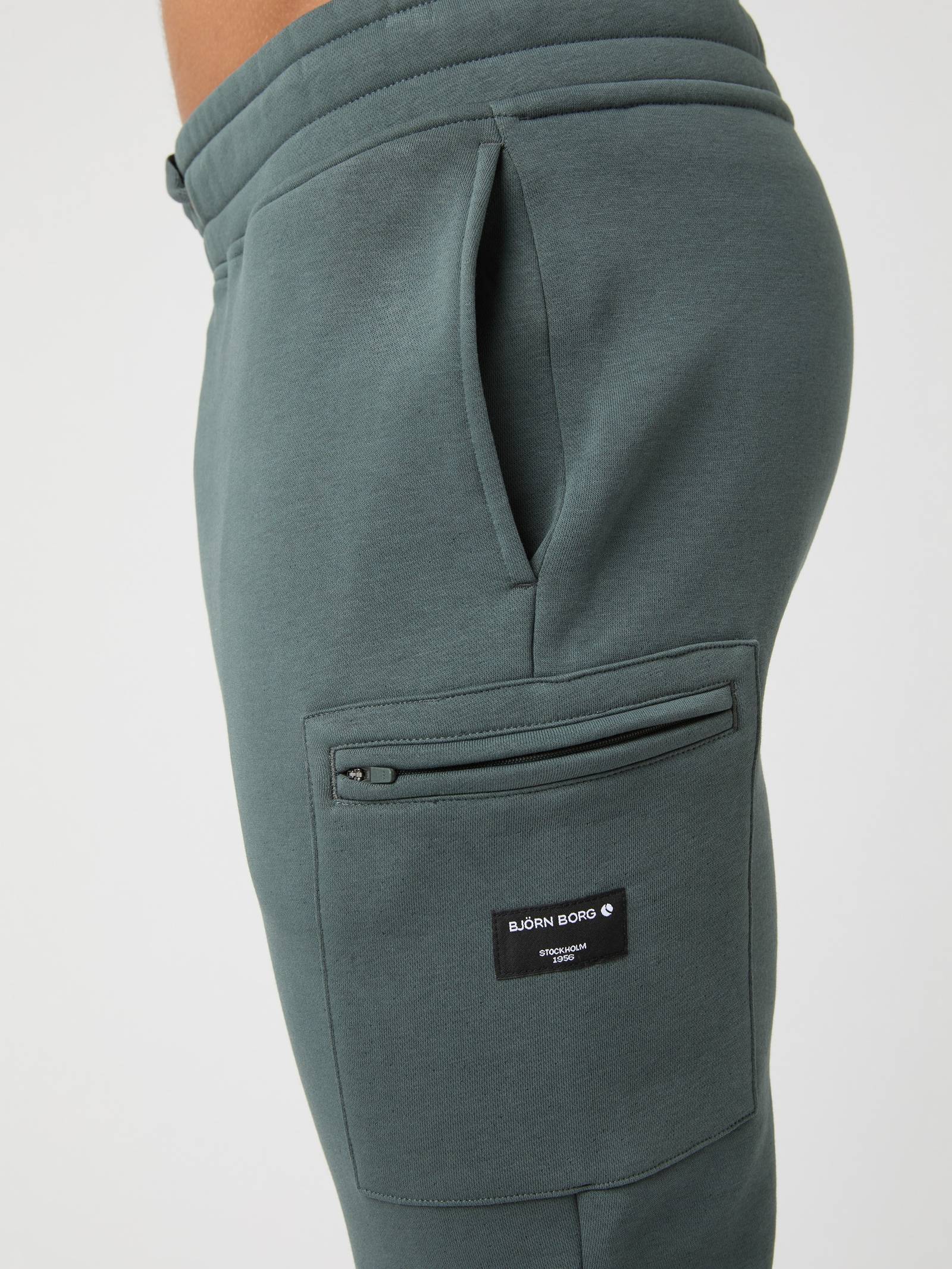 Centre Tapered Pocket Sweatpants image 4