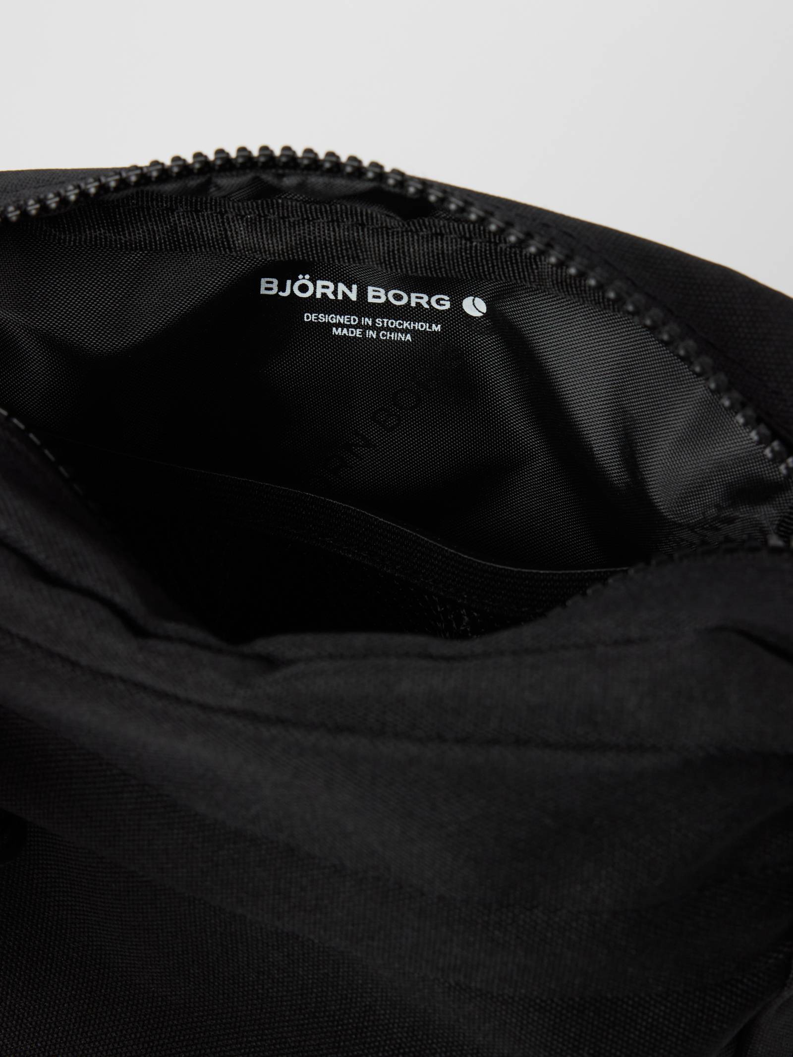 Borg Gym Crossover Bag image 5