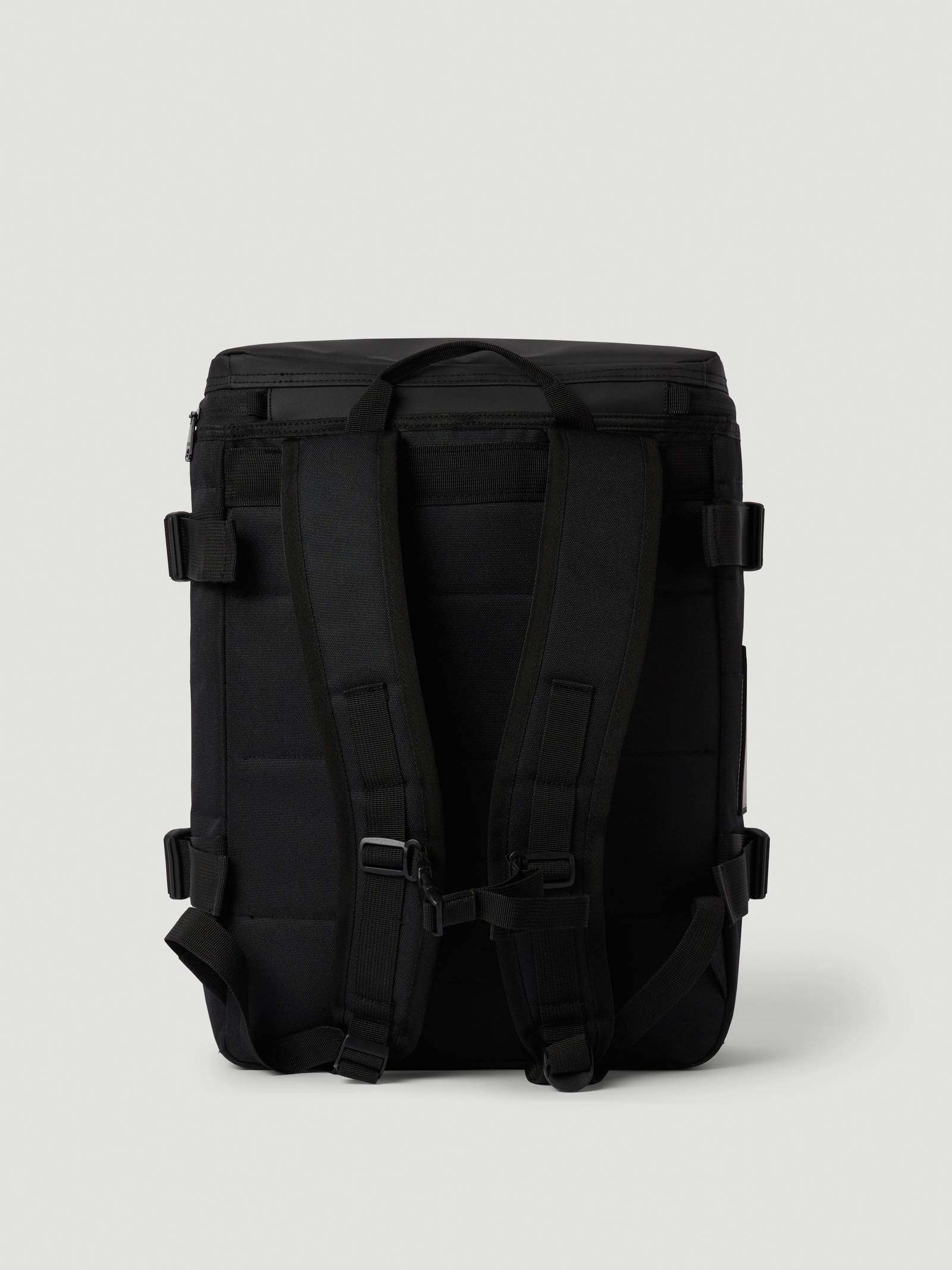 Travel Backpack M 22L image 2