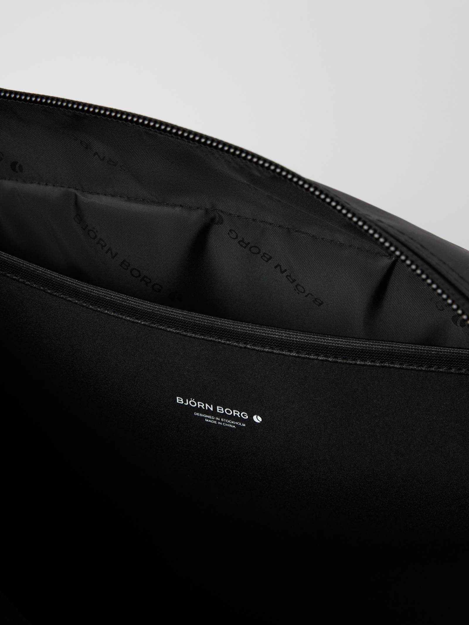 Travel Weekend Bag 49L image 6