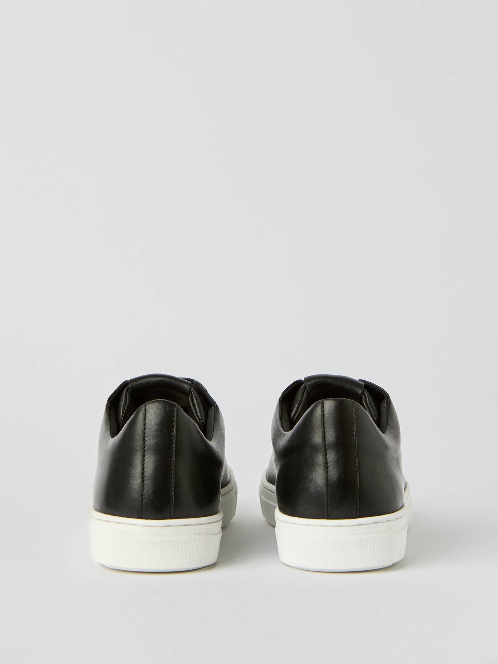 Men’s Classic Leather sneakers image 2