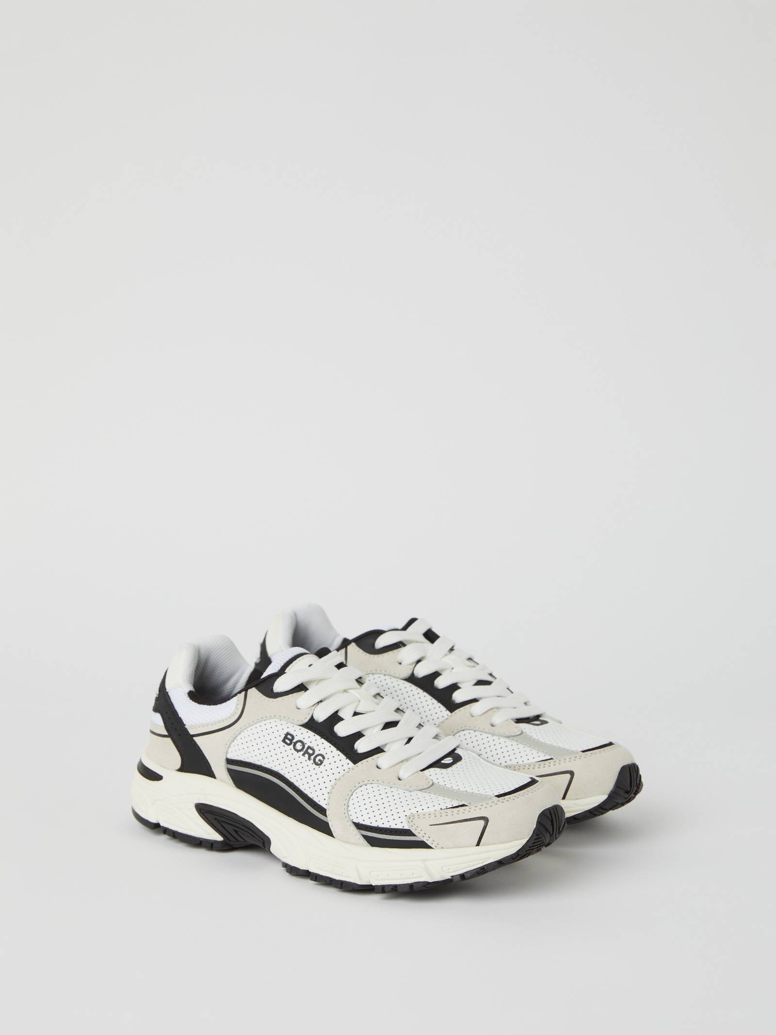 Womens Sneakers R3400 image 2