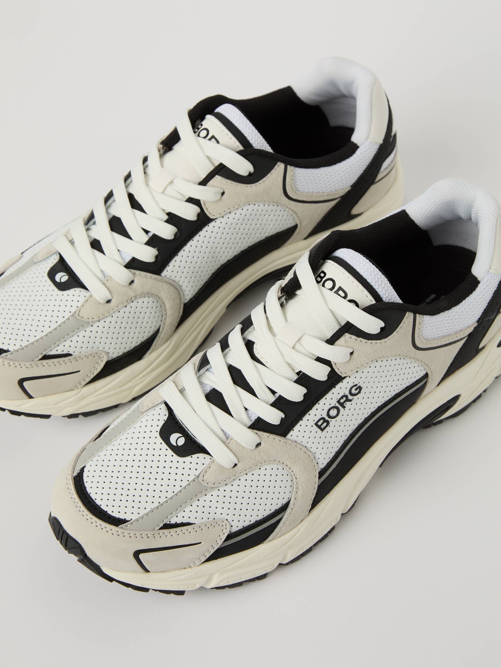 Men’s Sneakers R3400 image 3