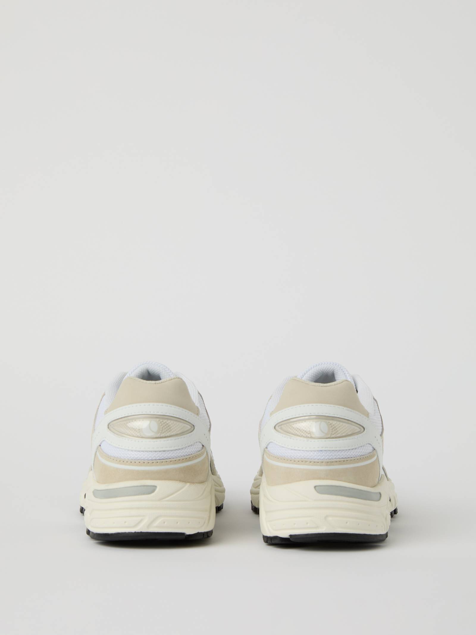 Men’s Sneakers R3400 image 3