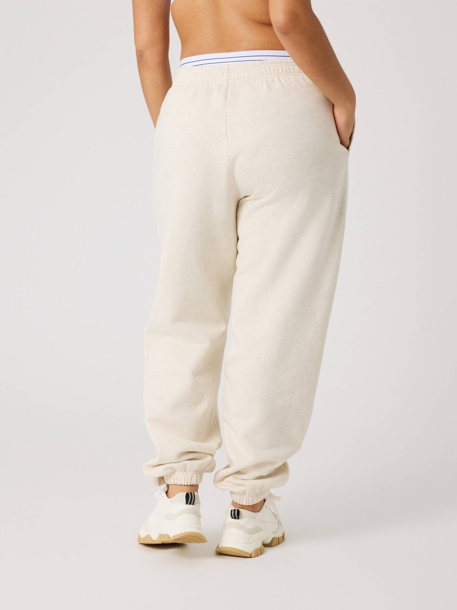 Jessie Jazz Oversized Sweatpants image 8