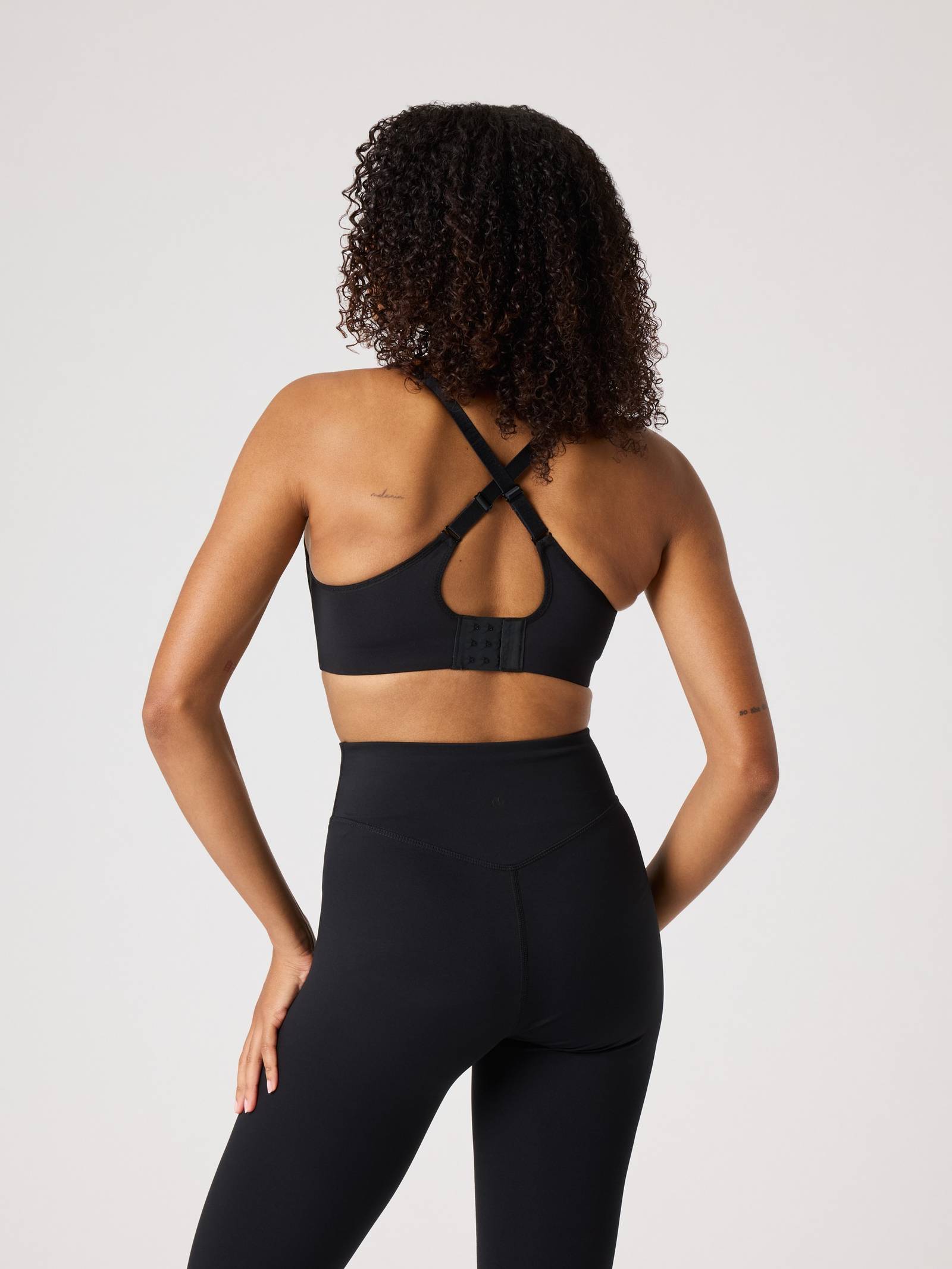 Jessie Jazz Reform Sports Bra image 5