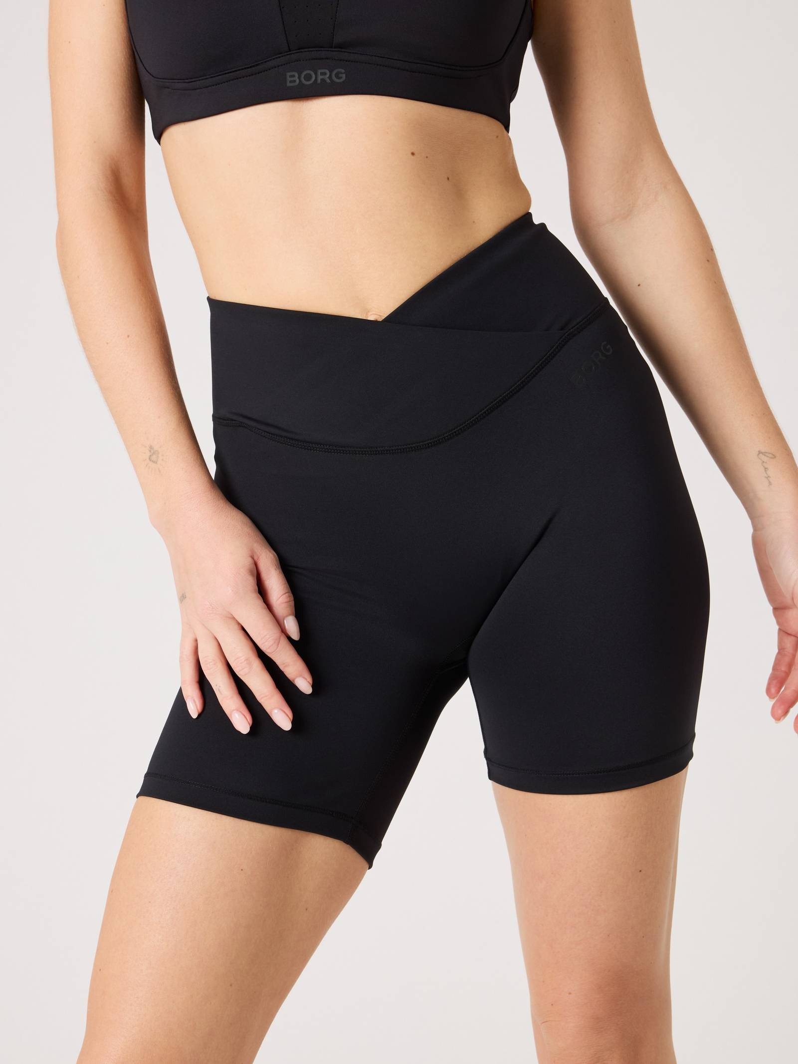 Jessie Jazz Cross Shorts image 8