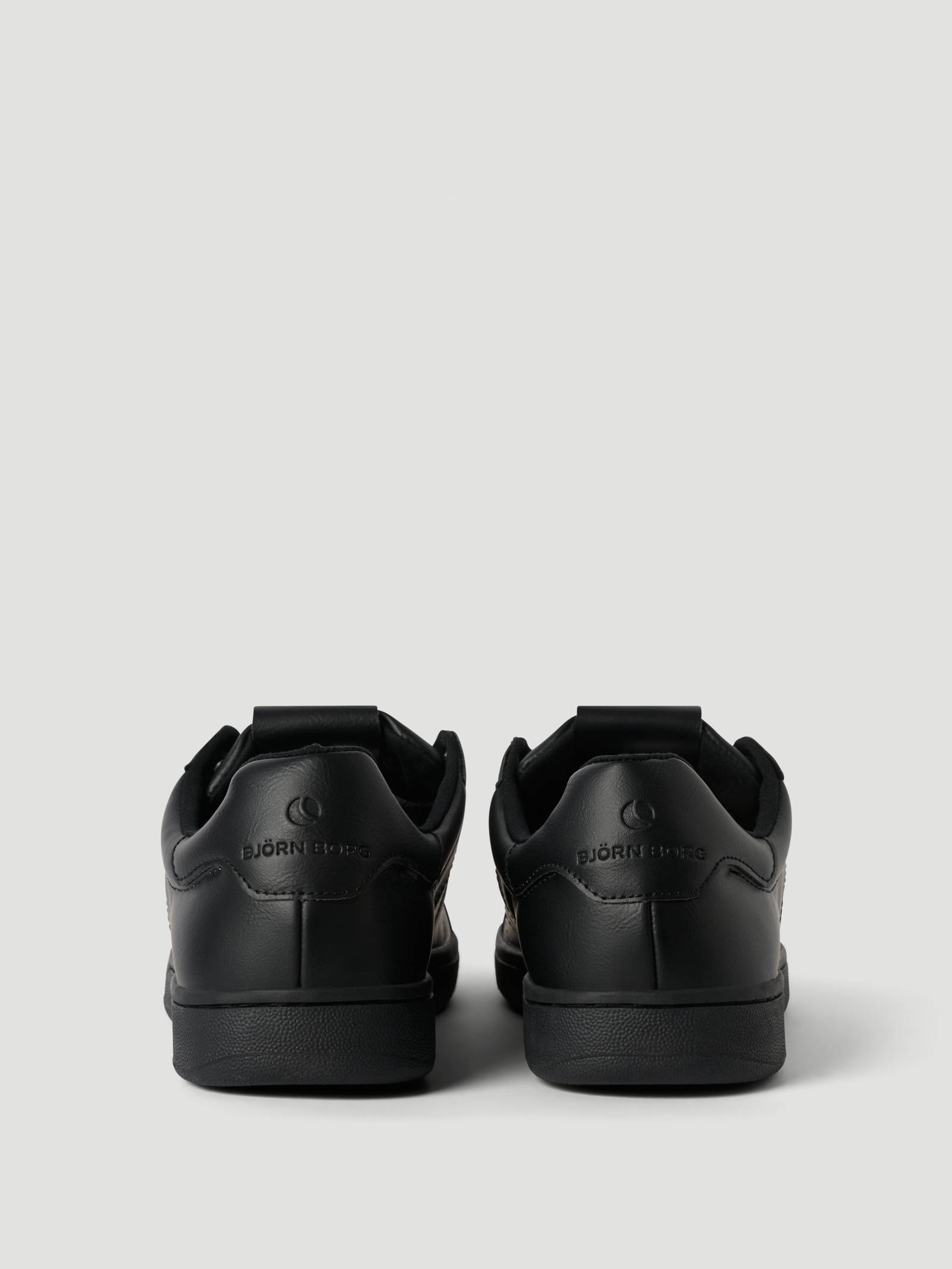 Men's Deuce Sneakers image 3