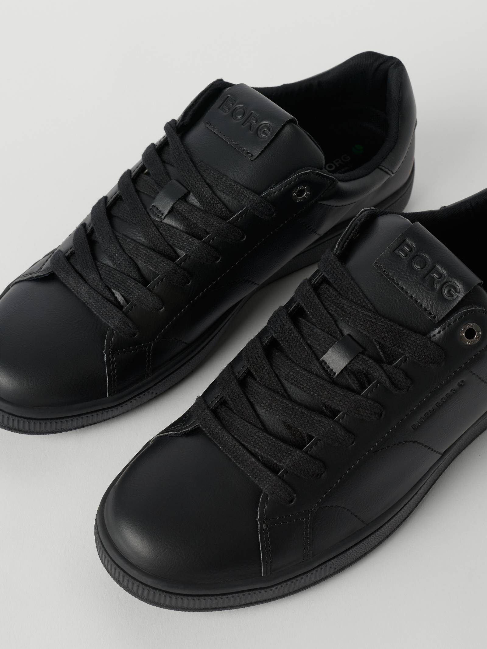 Men's Deuce Sneakers image 2