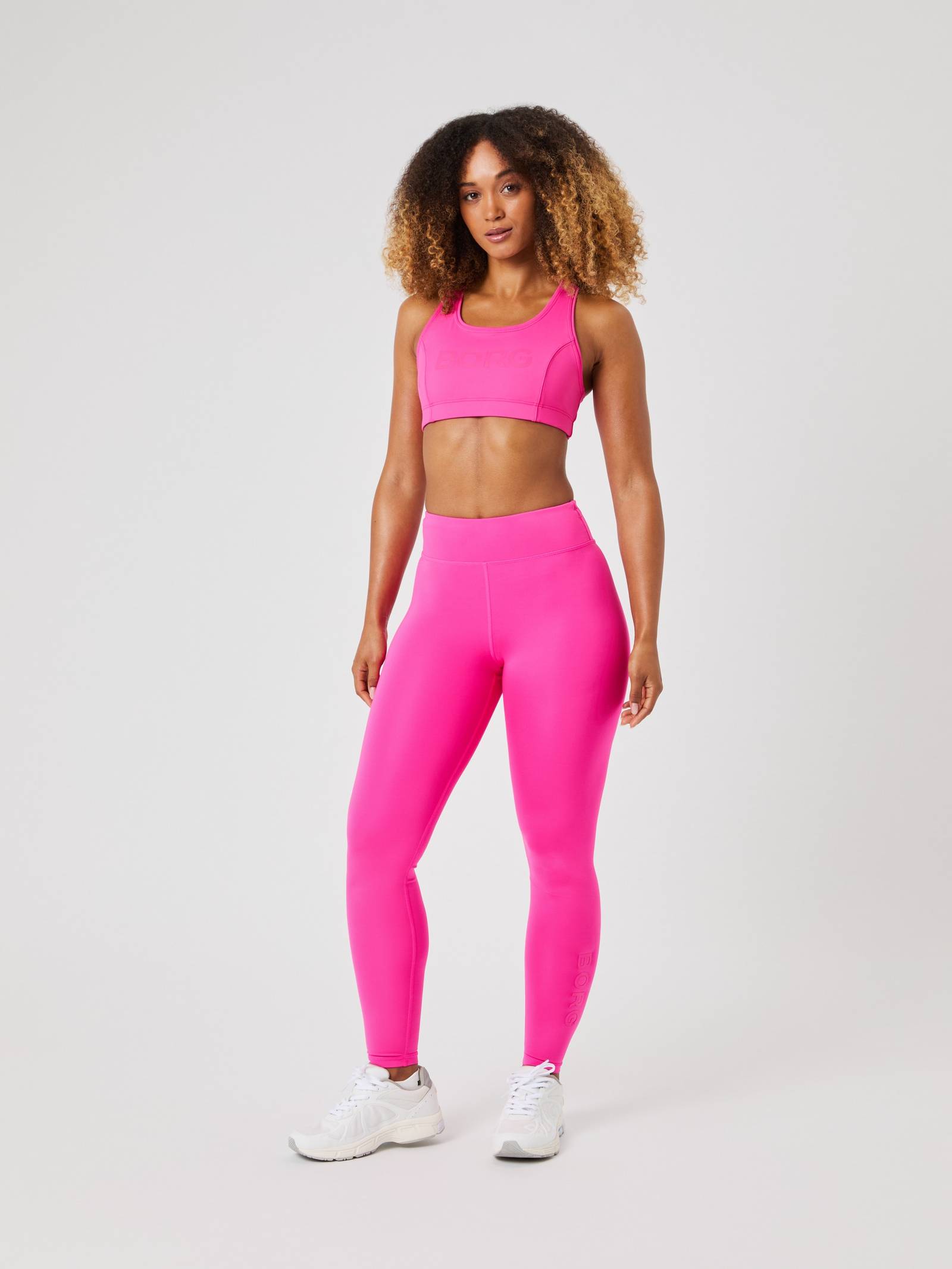 Borg Mid Support Sports Bra image 3