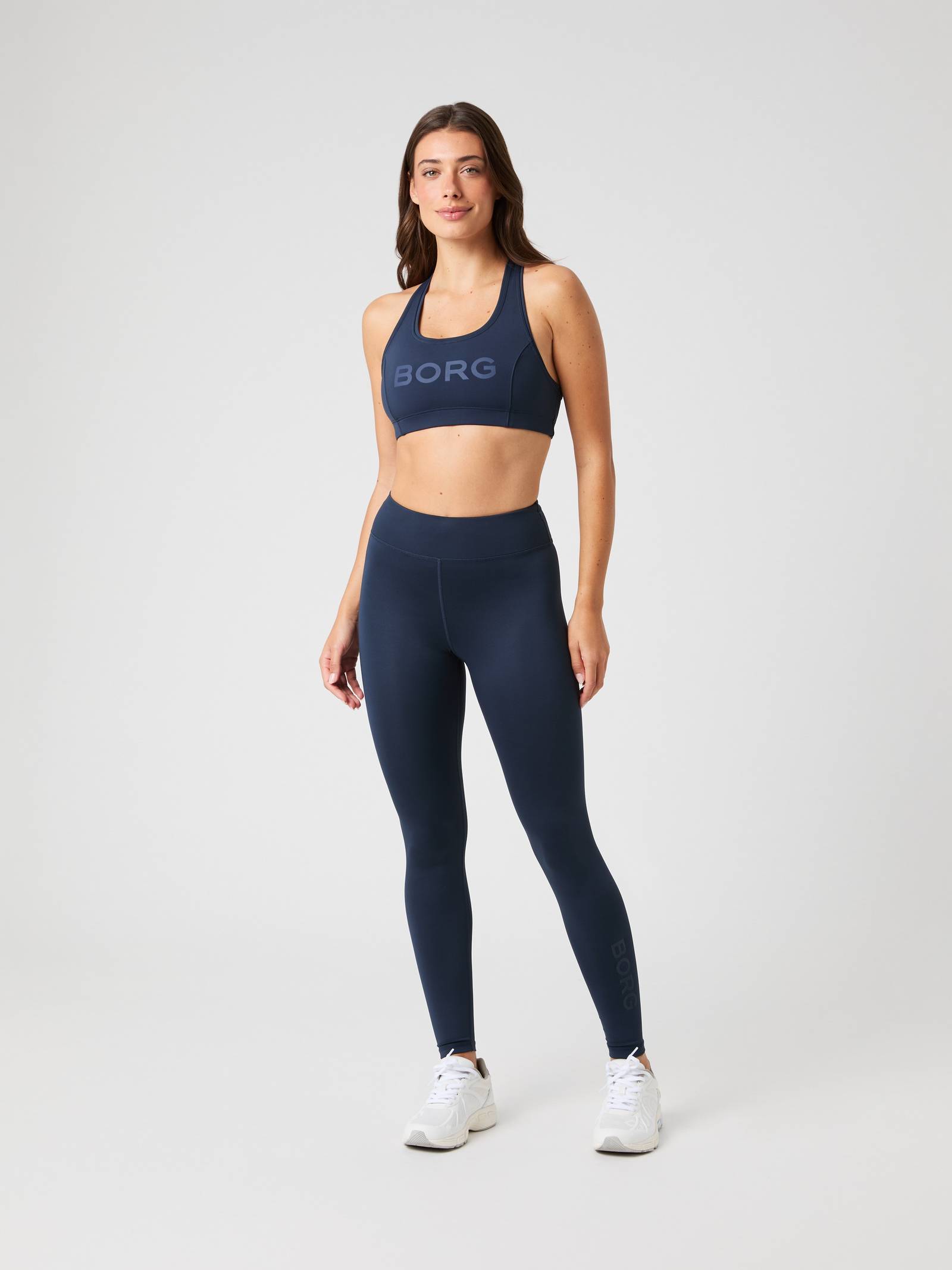 Borg Mid Support Sports Bra image 3