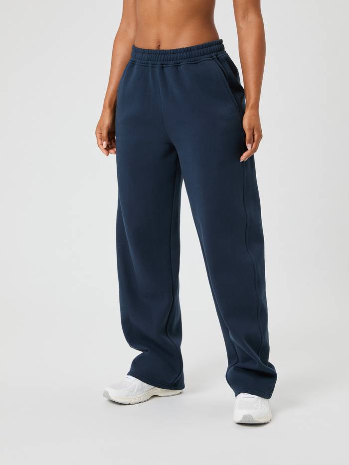 Studio Oversized Straight Sweatpants