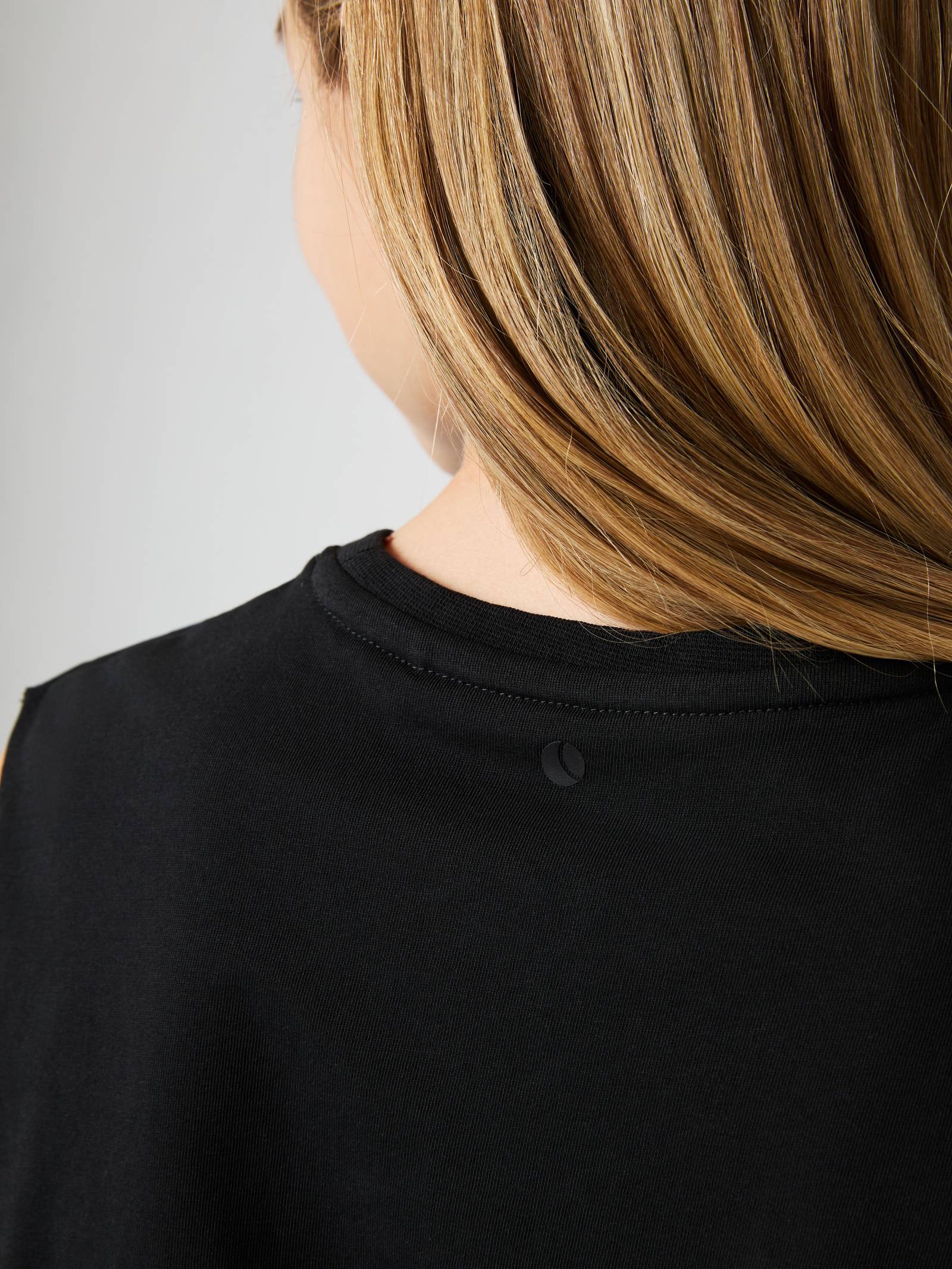 Borg Cropped Tank Top image 5