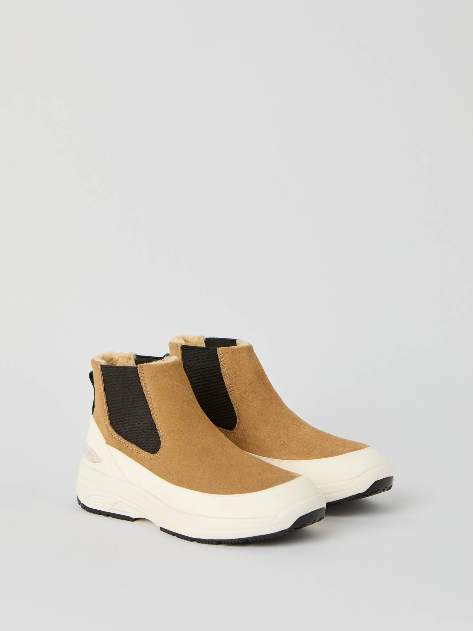 Women's Chelsea Tech Boots image 1