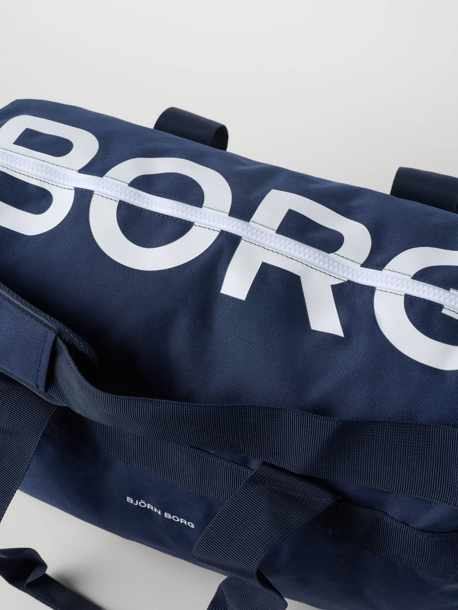 Borg Logo Sports Bag 35L image 3