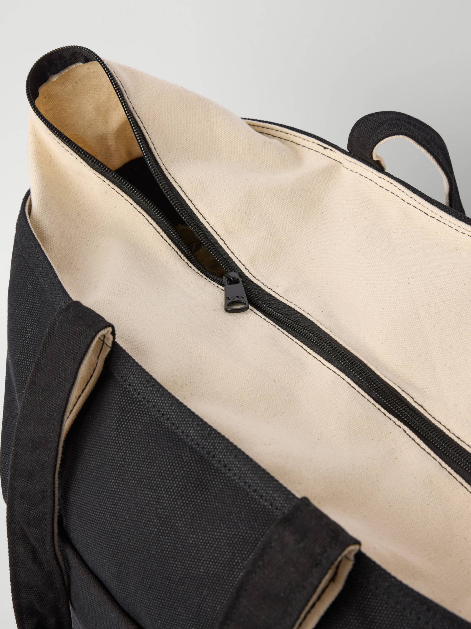 Ace Canvas Tote 30L image 3