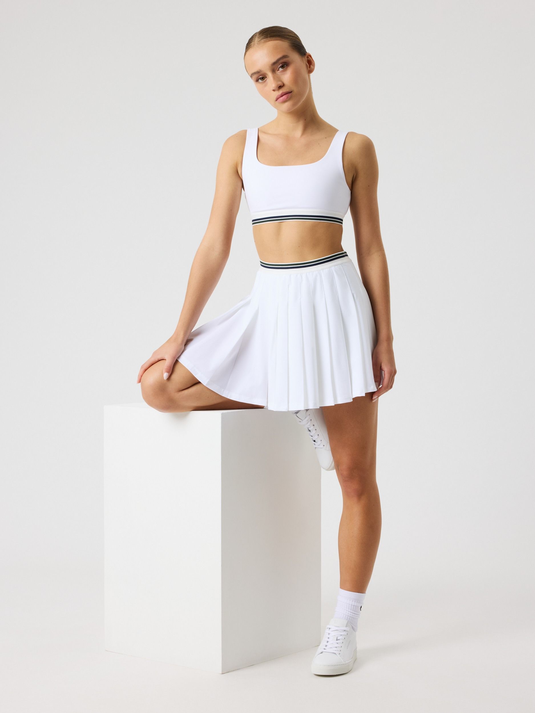 Ace Jersey Skirt - Women - Brilliant White | Björn Borg