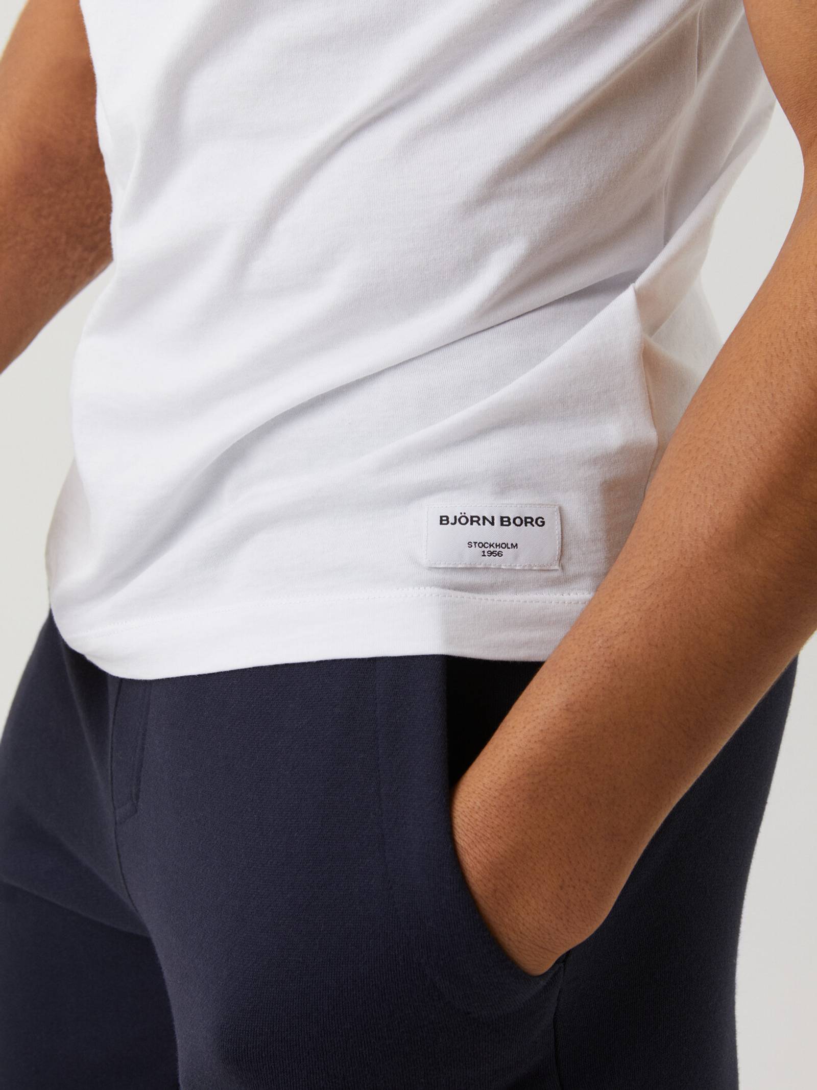 Centre T-Shirt image 4