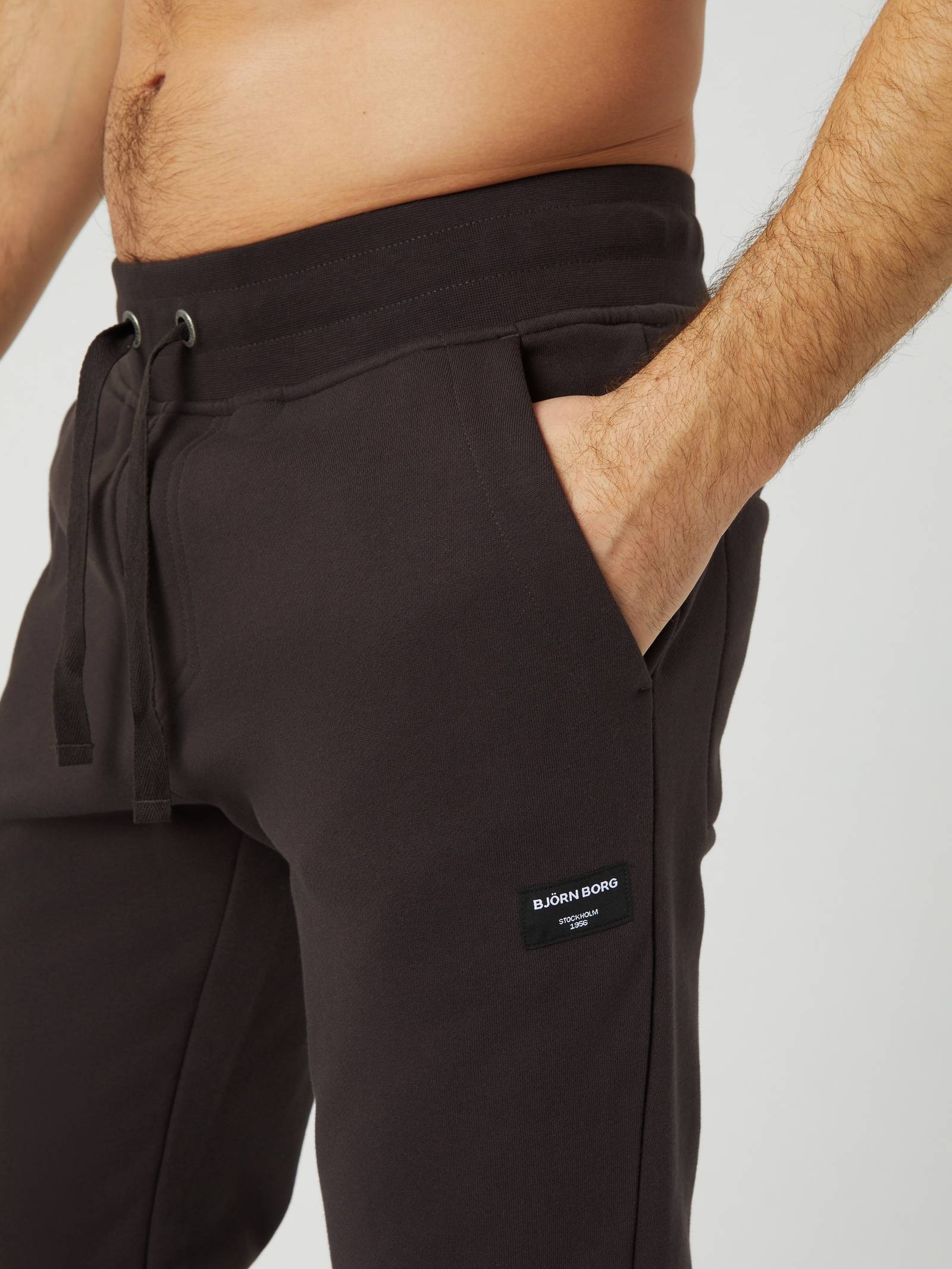 Centre Tapered Pants image 5