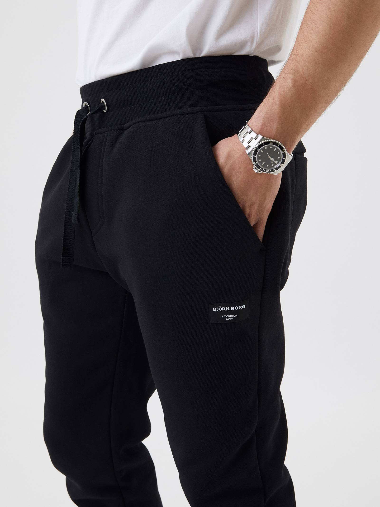 Centre Tapered Pant image 4